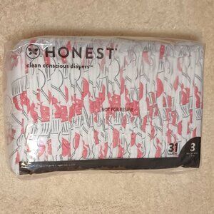 NWT~ Honest Clean Conscious Diapers Giggly Boo Size 3 /16-28 (31 Dispo. Diapers)